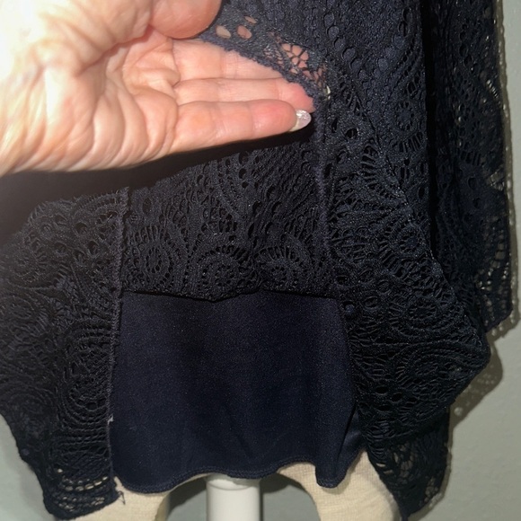 Elegant navy blue Lace Women's Top - Picture 6 of 12